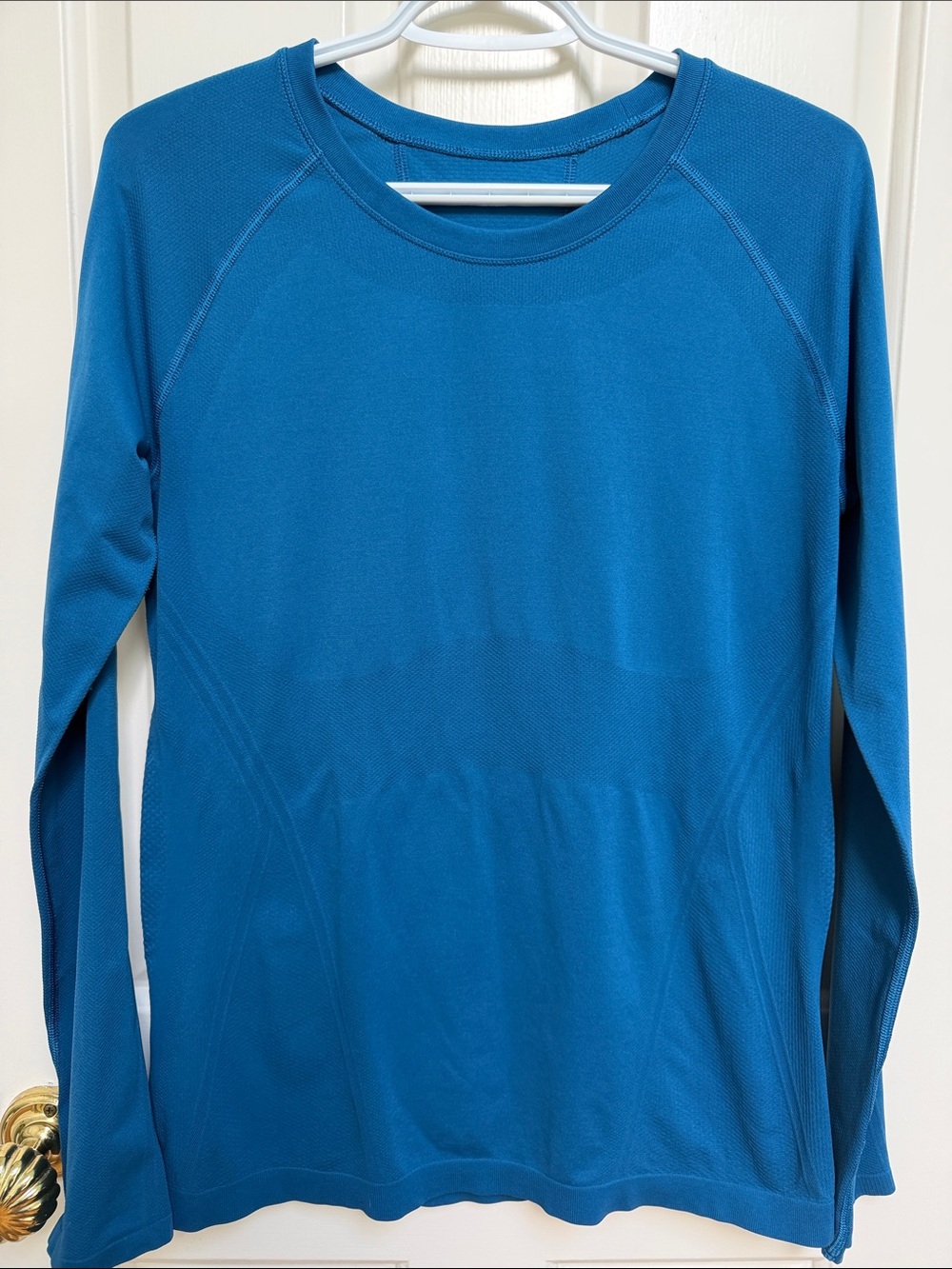Athleta Blue Long Sleeve Technical Top - 18.5 inch ptp (Momentum Seamless?)